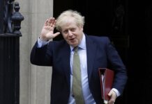 英国首相约翰逊确诊感染新冠病毒