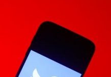 推特再移除17万个中国假帐号 华春莹:先关闭污蔑中国的推特账号