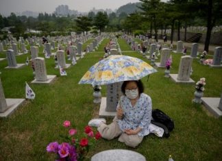 南韓再多51人感染新型肺炎 陣亡將士紀念日加強防控