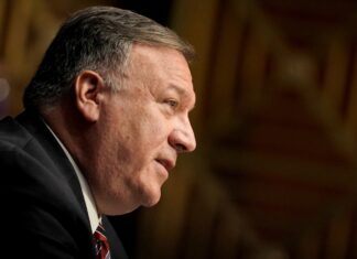 蓬佩奧:美國將禁止中國電信等四家公司提供電信服務