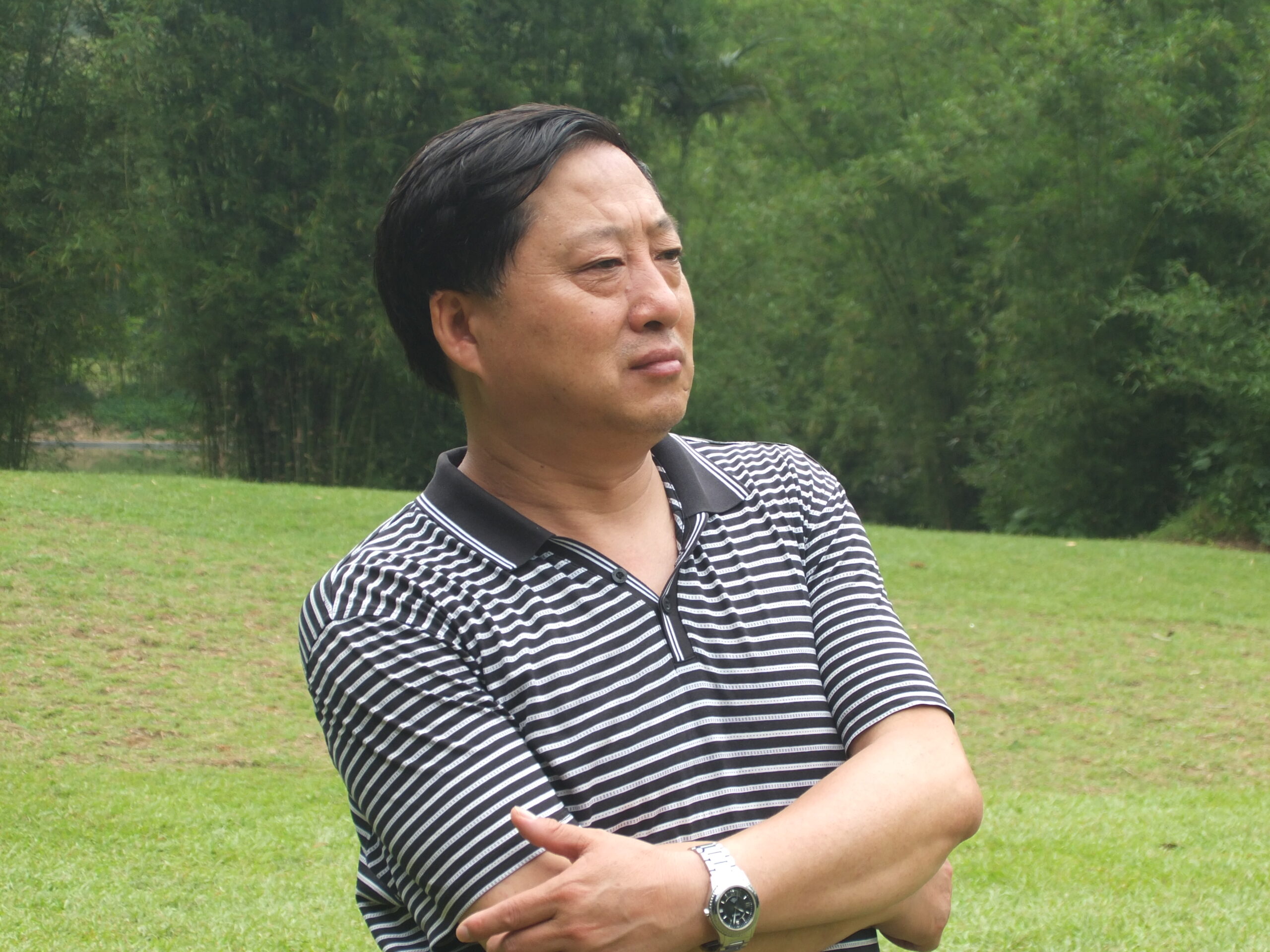 全球抗疫诗歌公益大赛入选作品:郑义伟-眼泪中的爱（外二首）