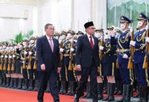 大馬總理到訪北京分晤習近平及李強 指共同維護南海和平