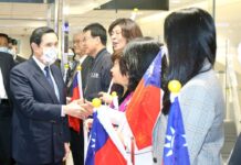 馬英九訪陸 朱立倫肯定展現九二共識基本立場,法律學者:相當危險