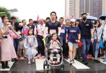 雙十慶典 蔣萬安上任後首個國慶活動帶三寶一起路跑