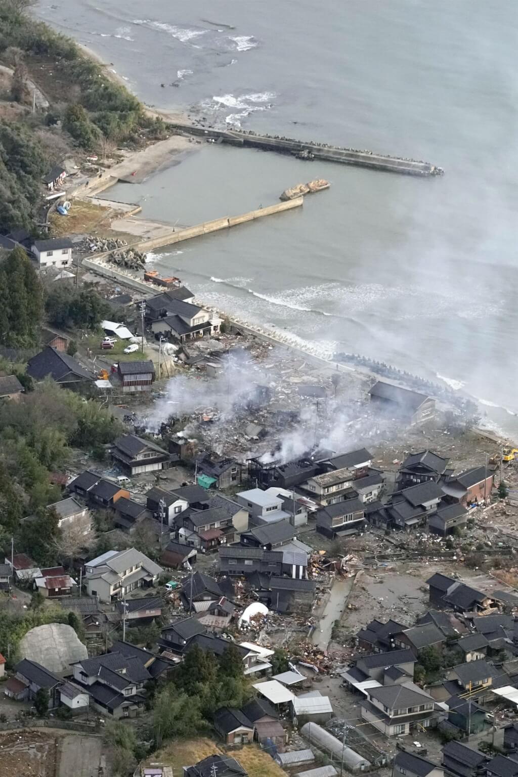 日本石川縣遭遇強震,能登町許多屋舍倒塌。(共同社).jpg 日本石川縣遭遇強震,能登町許多屋舍倒塌。(共同社).jpg