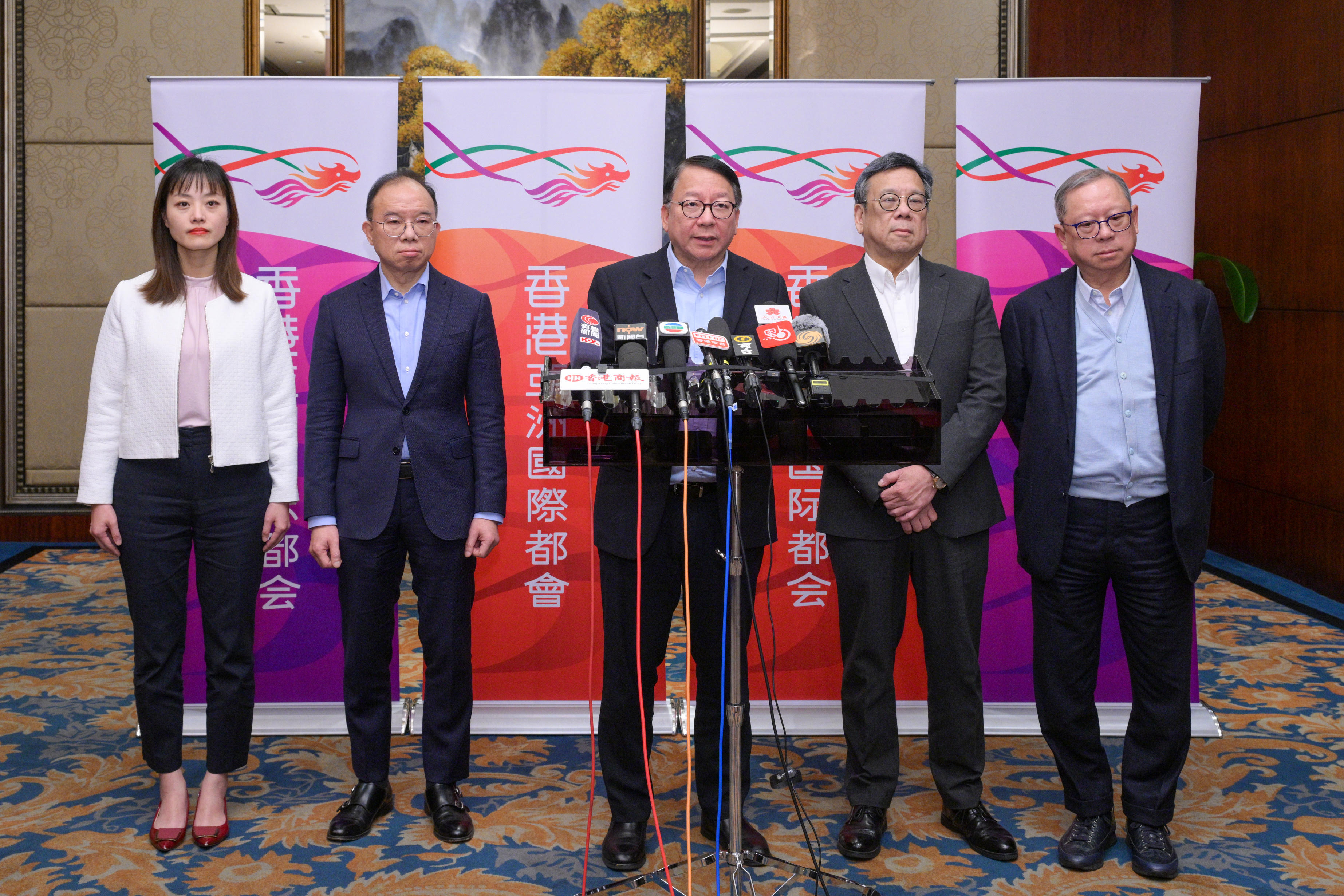 政務司司長率領特區政府及工商界代表團結束大灣區內地城市訪問行程