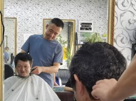 《卷浪紋》——北戴河理髮紀事