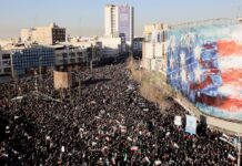 美伊開戰:伊朗持續報復攻擊 多座城市傳爆炸聲 美軍3死5重傷 科威特稱數架美軍戰機墜毀境內