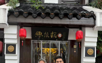 一双筷子撬动全域文旅!江坤社长调研泰山美食文化,鲁菜根早席解锁泰山全新消费场景