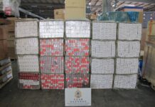 香港海關偵破兩宗海路走私案件並檢獲約三百五十萬元懷疑私煙